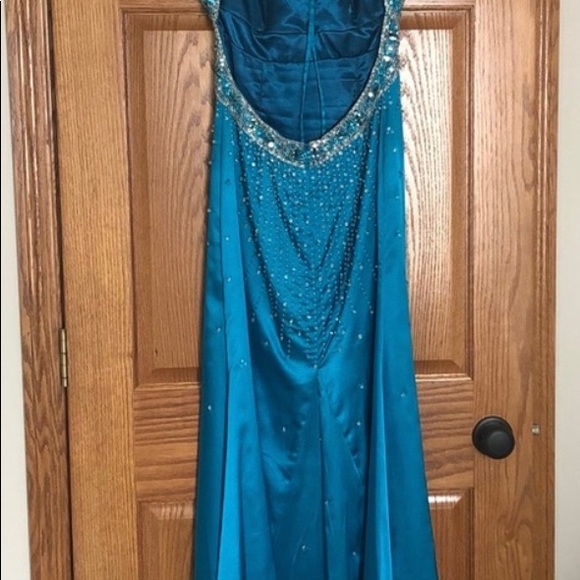 Riva designs beaded turquoise formal dress - Picture 6 of 8
